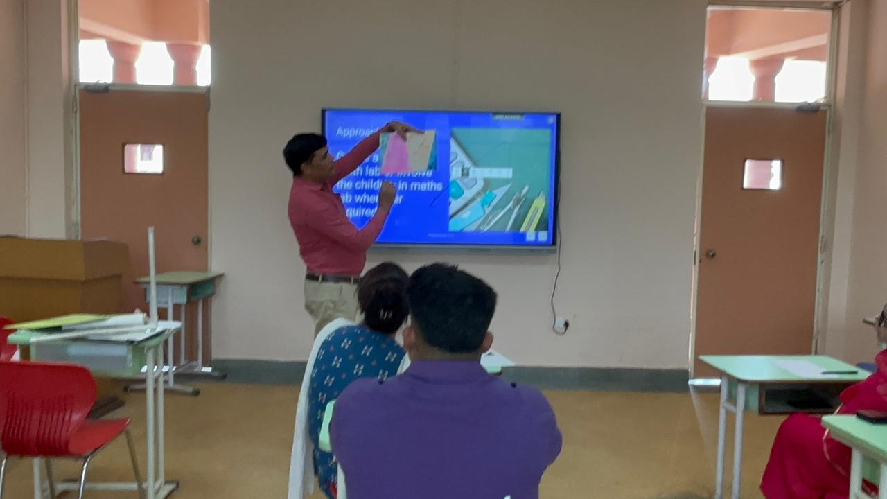 Elevating Classroom Excellence: A Micro-Teaching Session by the Mathematics Department